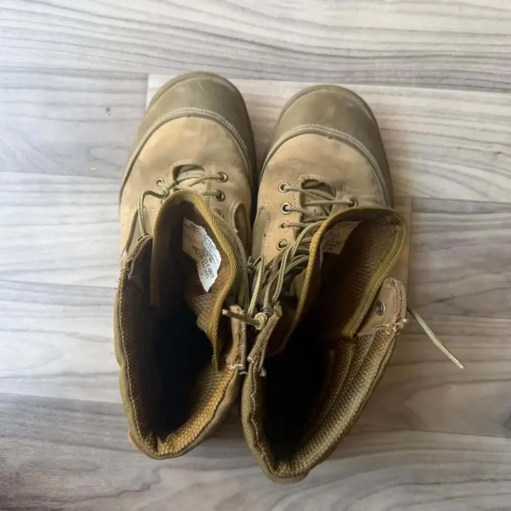 Belleville Military Combat Boots Tan Vibram Sole Men's 9.5